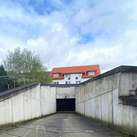 Schoelerberg Apartment Mit Tiefgaragenparkplatz Und Kingsize-Bett Osnabrück Buitenkant foto