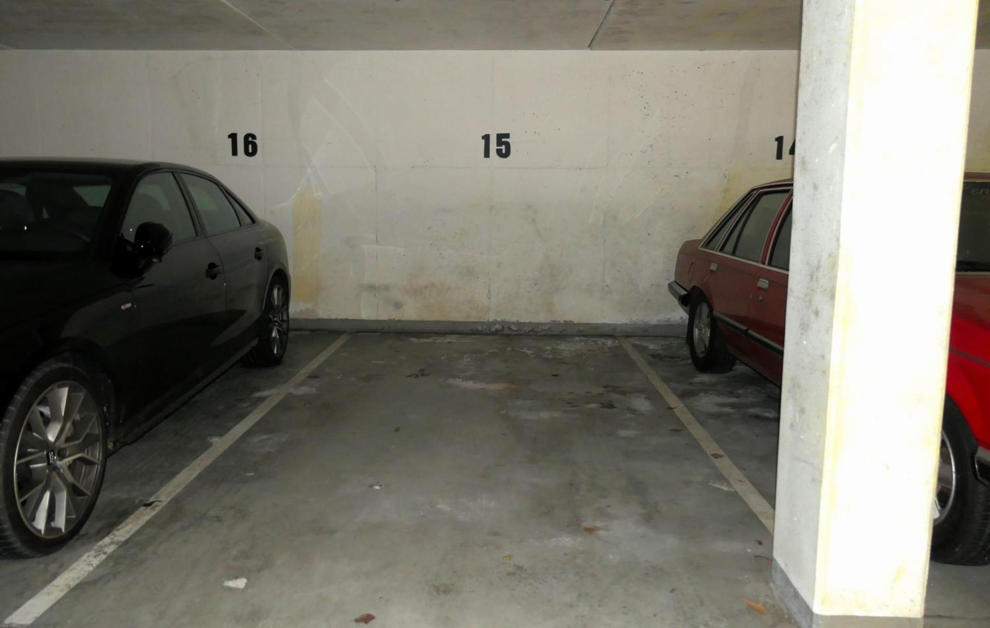 Schoelerberg Apartment Mit Tiefgaragenparkplatz Und Kingsize-Bett Osnabrück Buitenkant foto